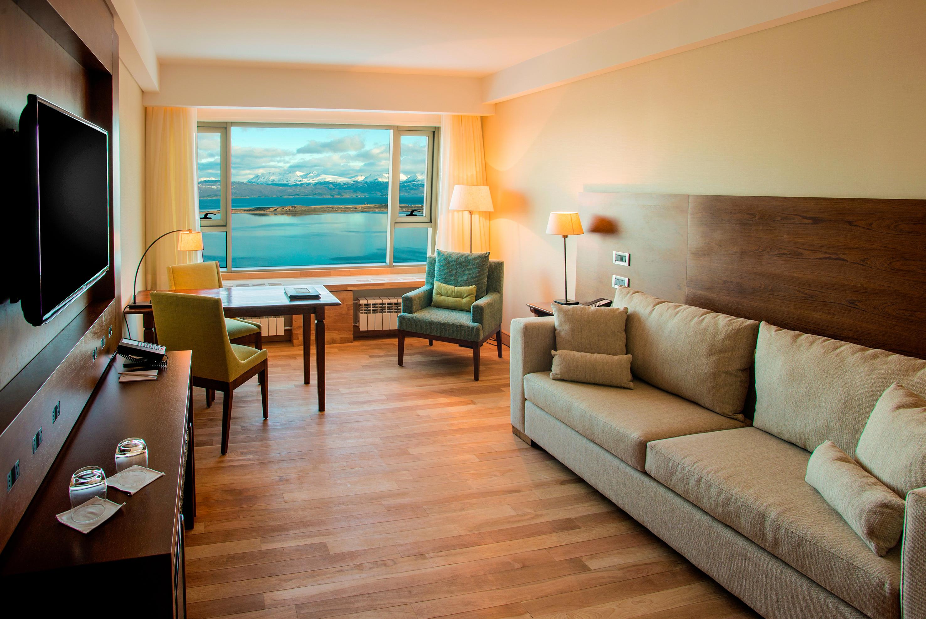 Arakur Ushuaia Resort & Spa Dış mekan fotoğraf A room at the hotel